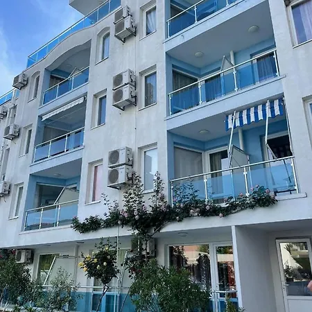 Апартамент Odyssey Sp *